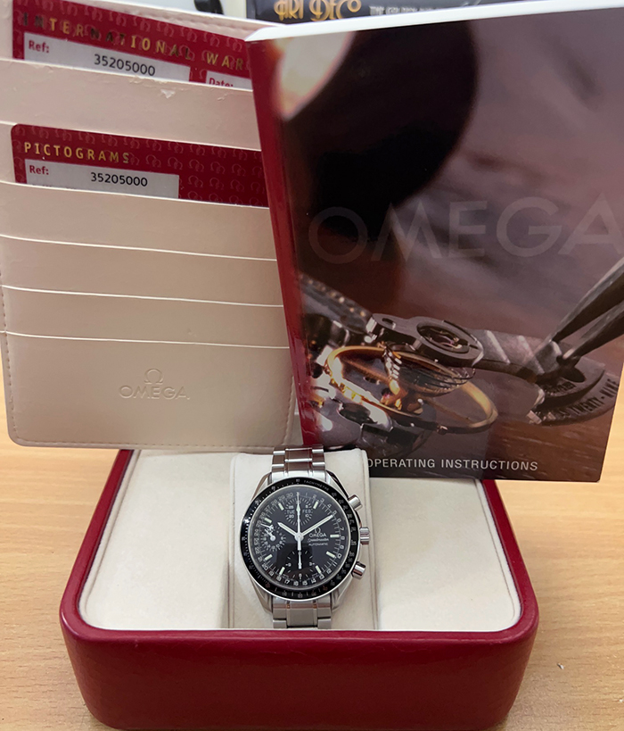 Omega Speedmaster Day-Date-Month Chronograph Ref. 3520.50